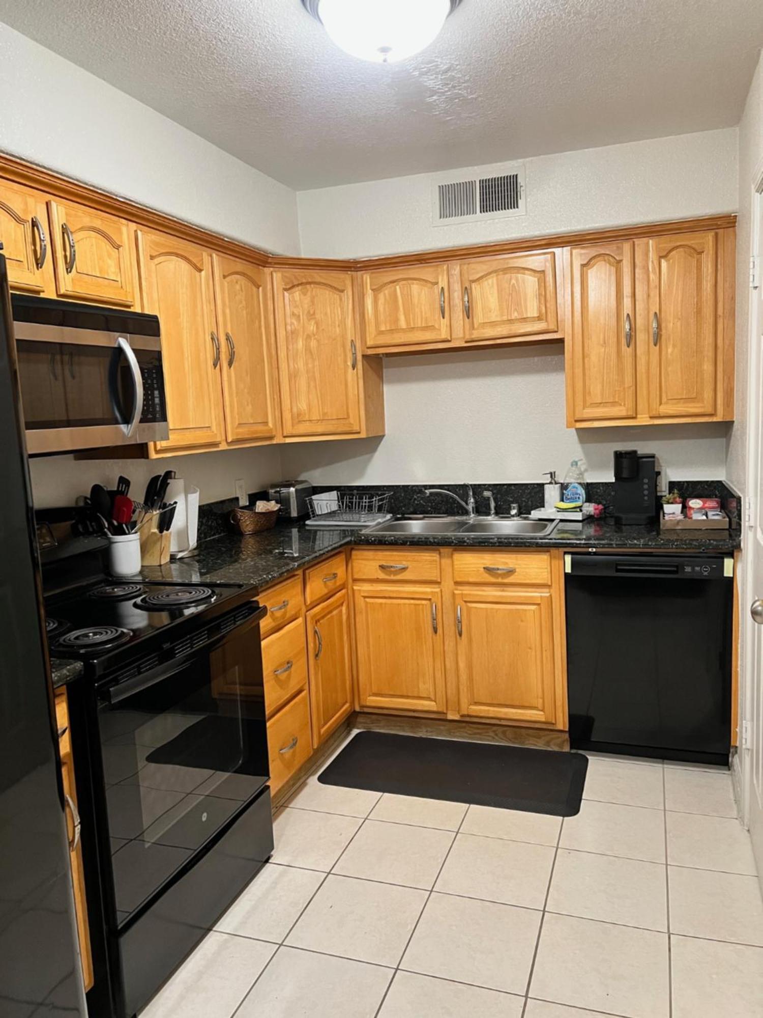 Peaceful 2Bed,1Bath Condo With Free Parking All Yours To Enjoy Фресно Экстерьер фото