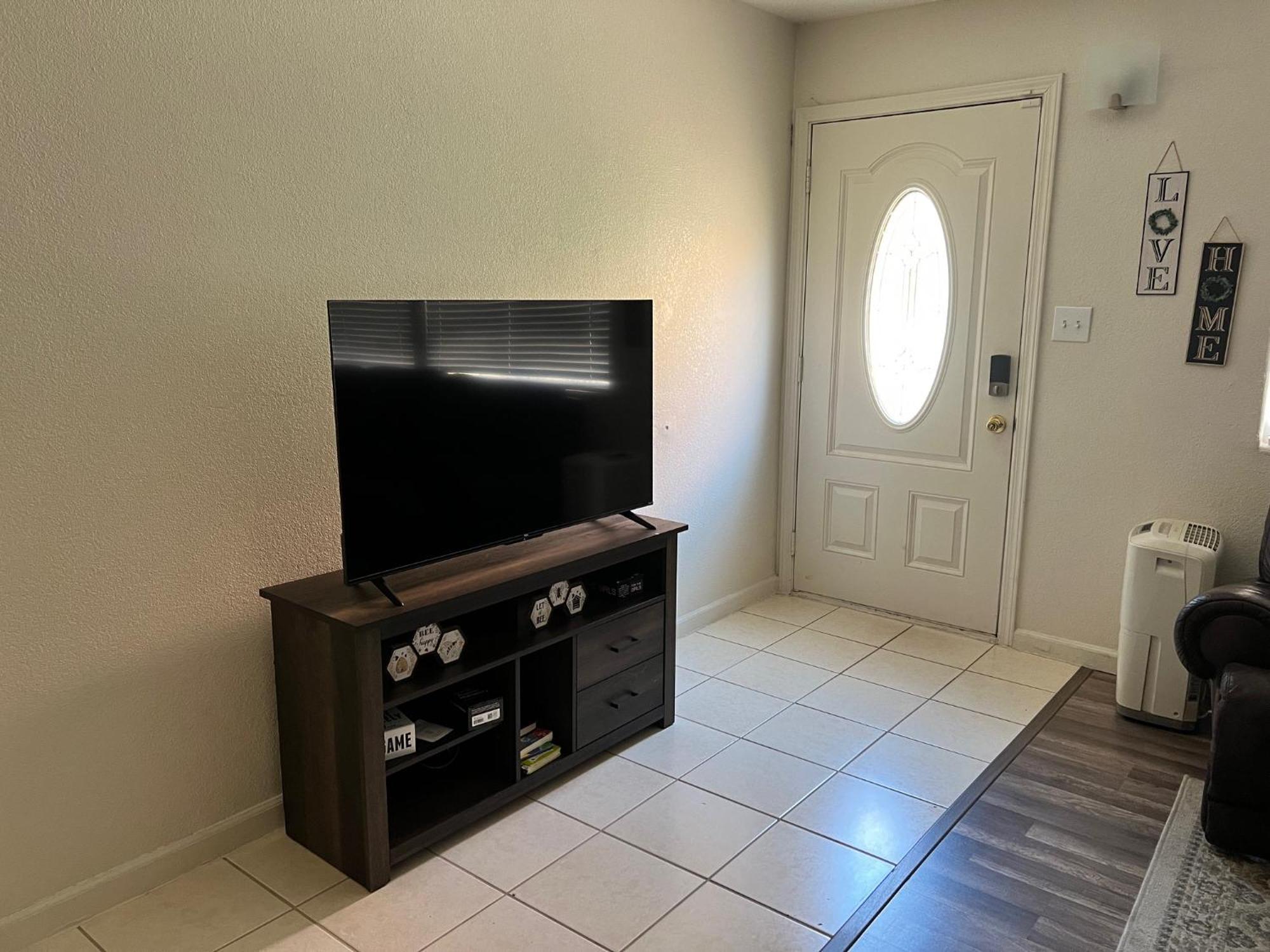 Peaceful 2Bed,1Bath Condo With Free Parking All Yours To Enjoy Фресно Экстерьер фото